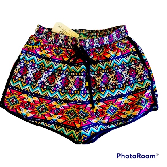 Honey Hush Pants - Honey Hush Aztec print shorts size S